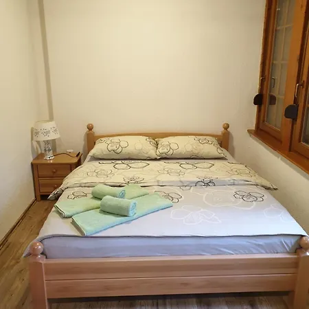 Mlin Apartment *